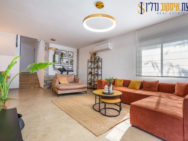 WhatsApp Image 2025-12-09 at 09.38.23 (1)