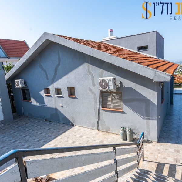 WhatsApp Image 2025-12-09 at 09.38.24 (1)