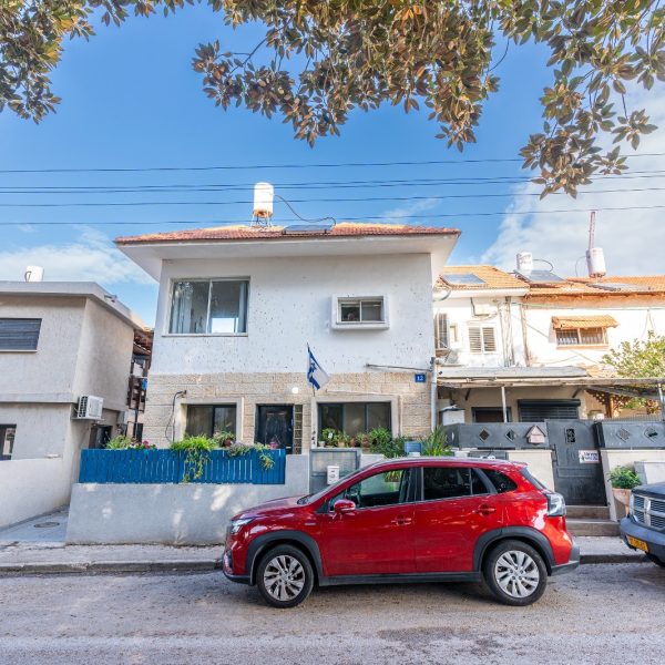 WhatsApp Image 2026-01-06 at 10.32.36 (1)