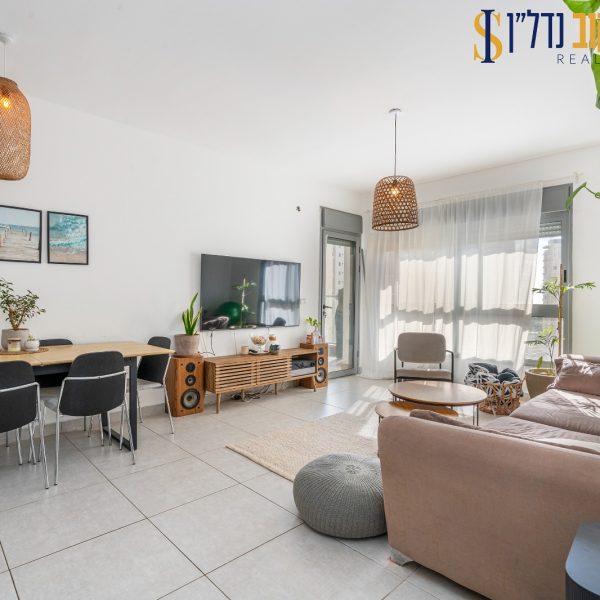 WhatsApp Image 2026-03-08 at 21.11.57 (1)